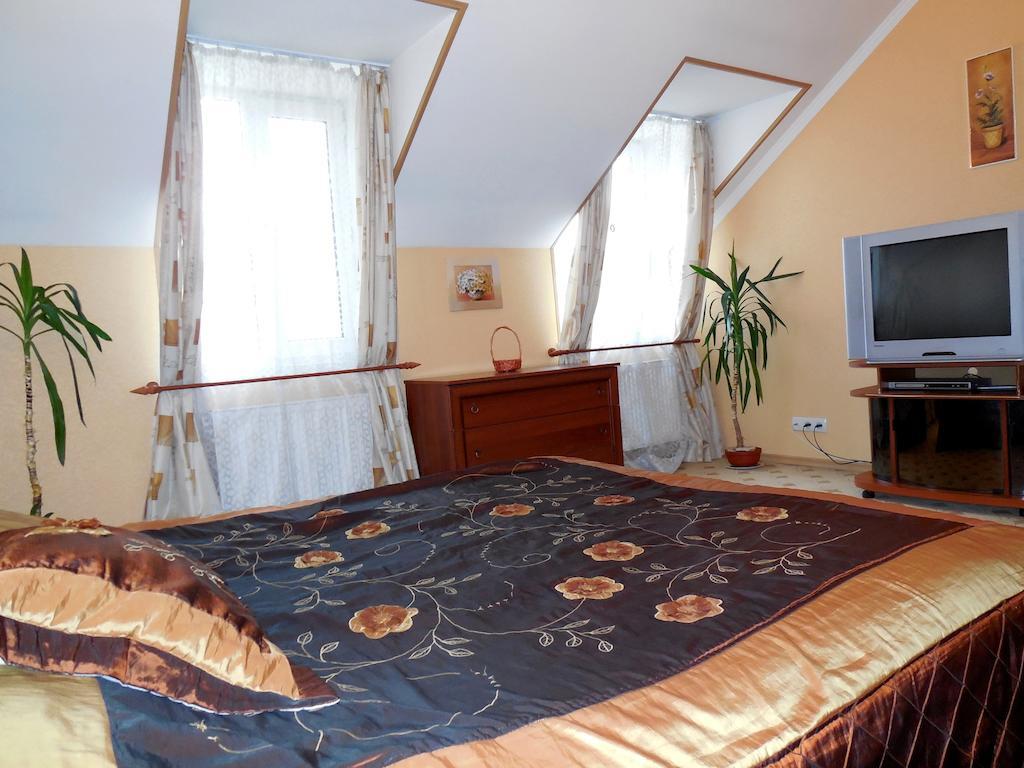 Ekaterininskaya Apartments Odessa Rum bild